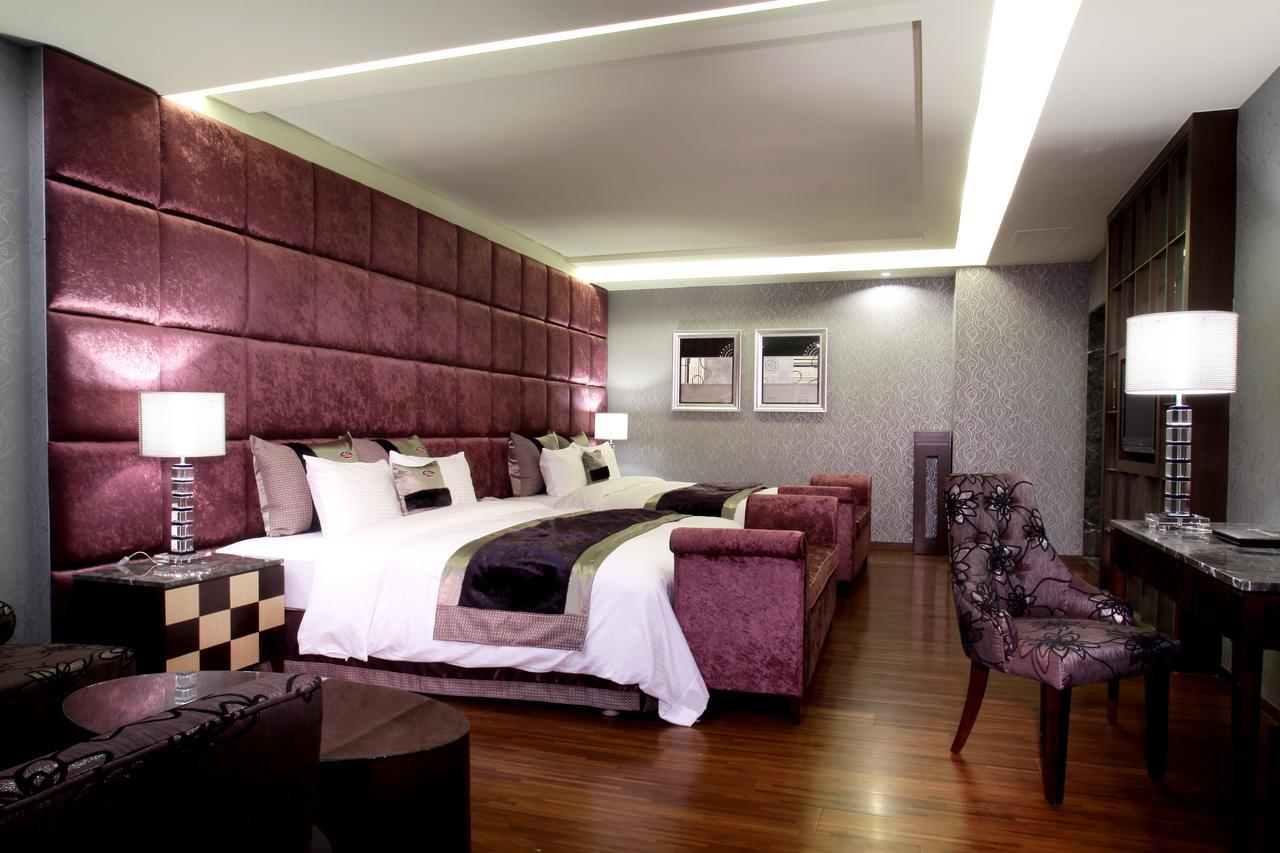 Chuang-Tang Spring Spa Hotel - Deyang Jiaoxi Zewnętrze zdjęcie
